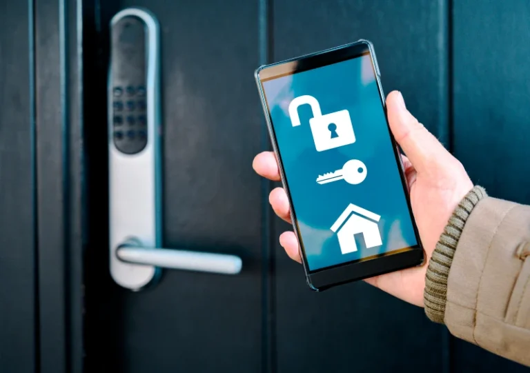 SPS Residential smart home security app and door handle